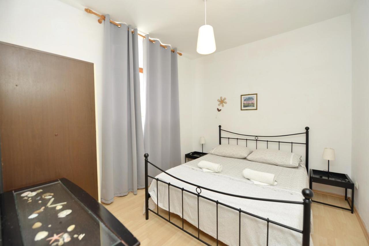 Apartman Perovic ซาดาร์ ภายนอก รูปภาพ