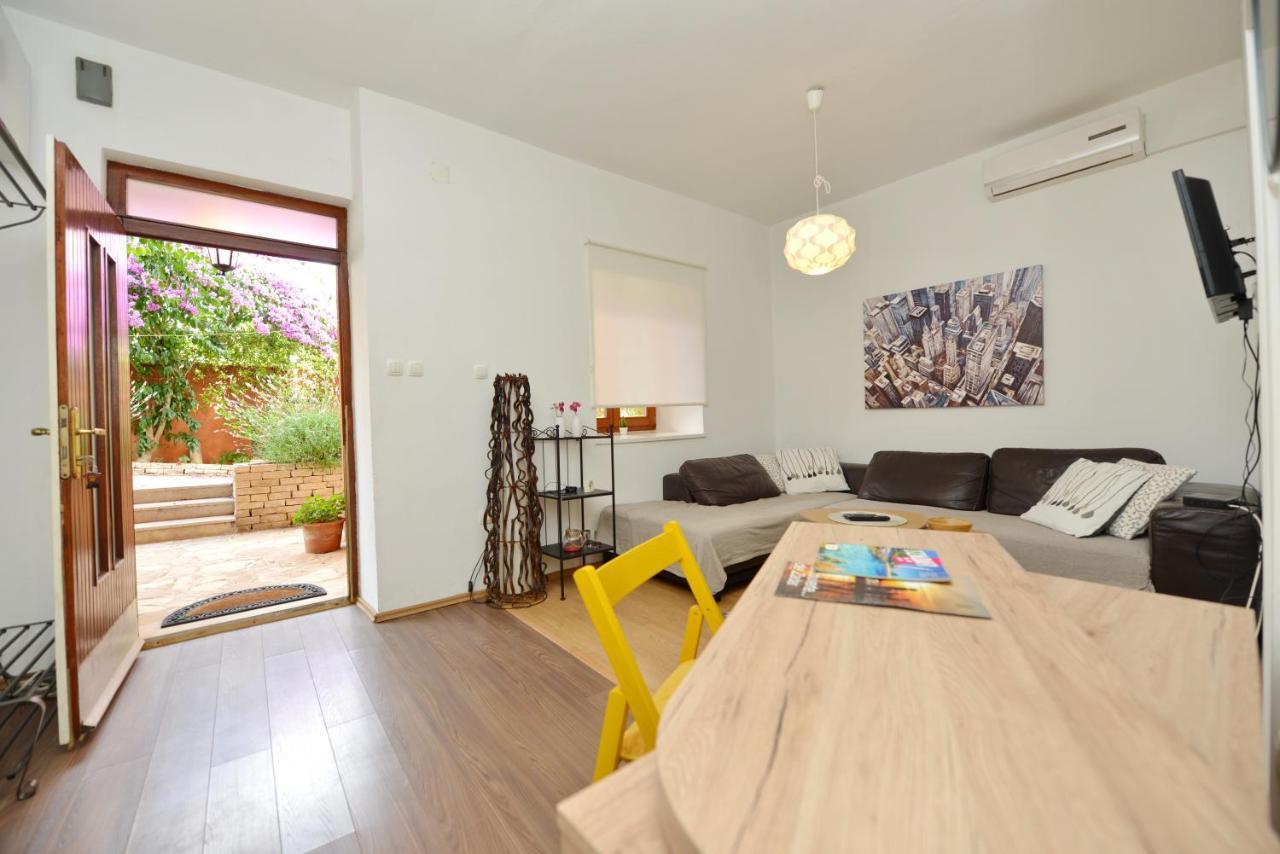 Apartman Perovic ซาดาร์ ภายนอก รูปภาพ